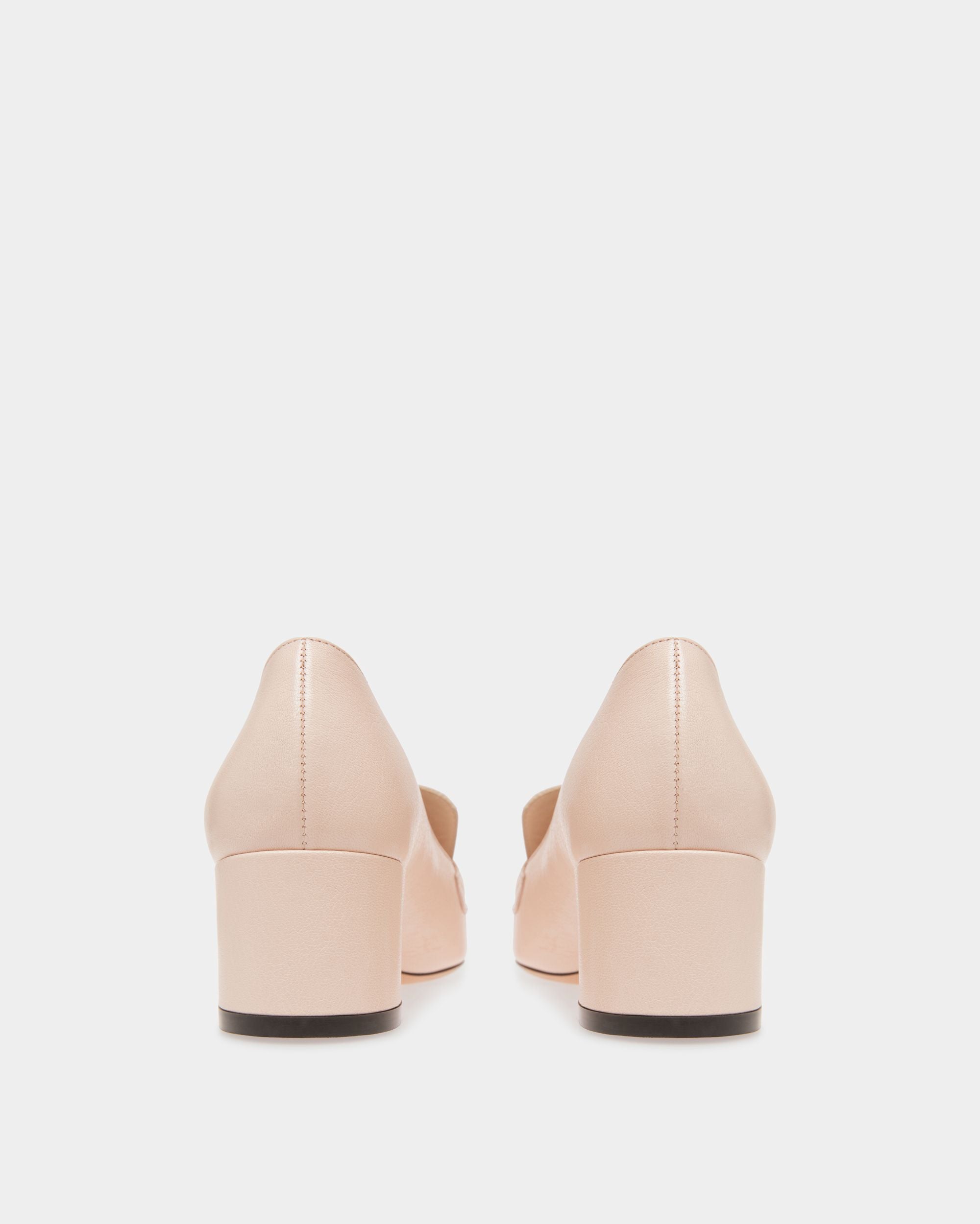Emblem Pumps Aus Rosa Leder - Damen - Bally - 03