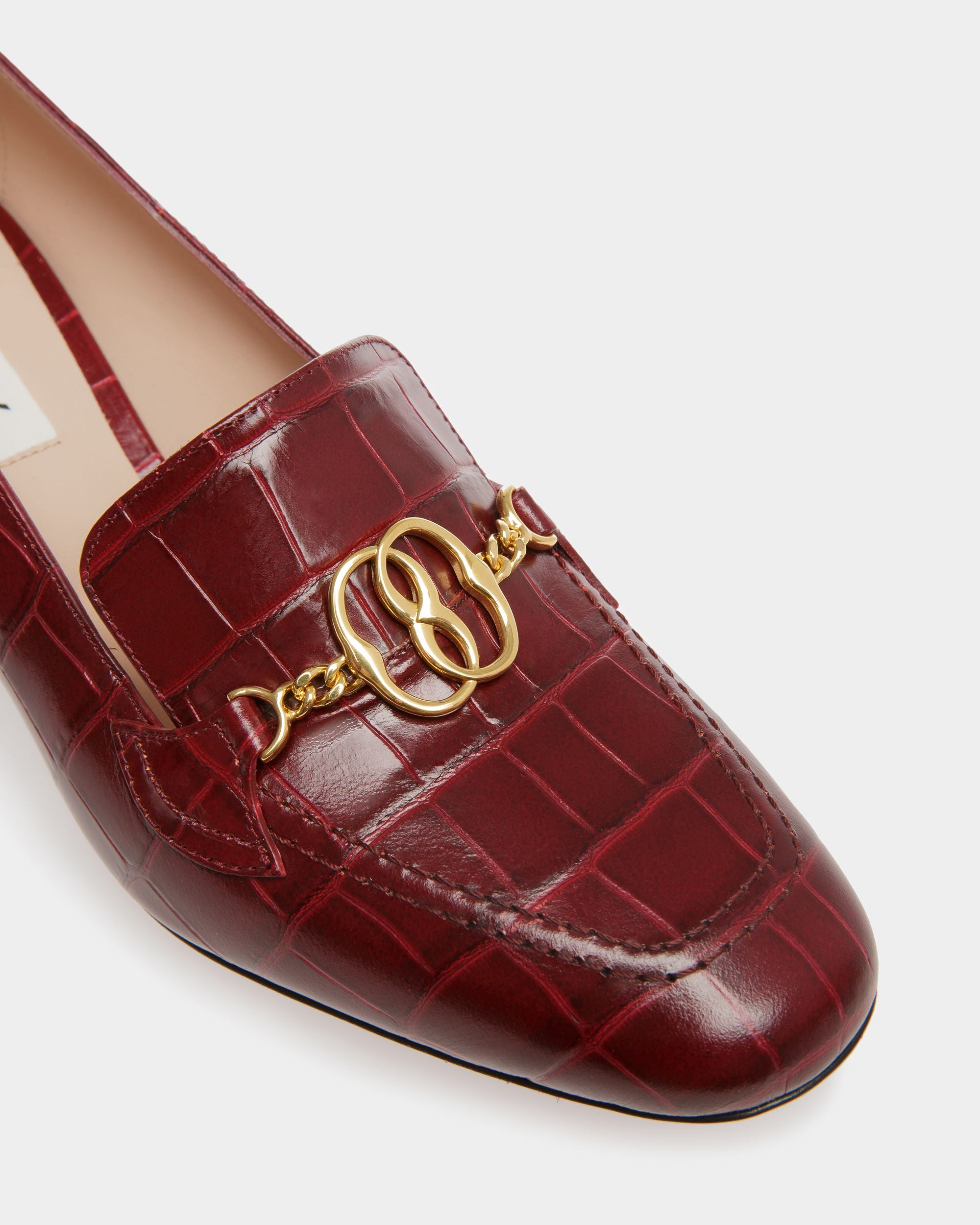 Emblem Pumps Aus Dunkelrotem Leder Mit Kroko-Print - Damen - Bally - 04