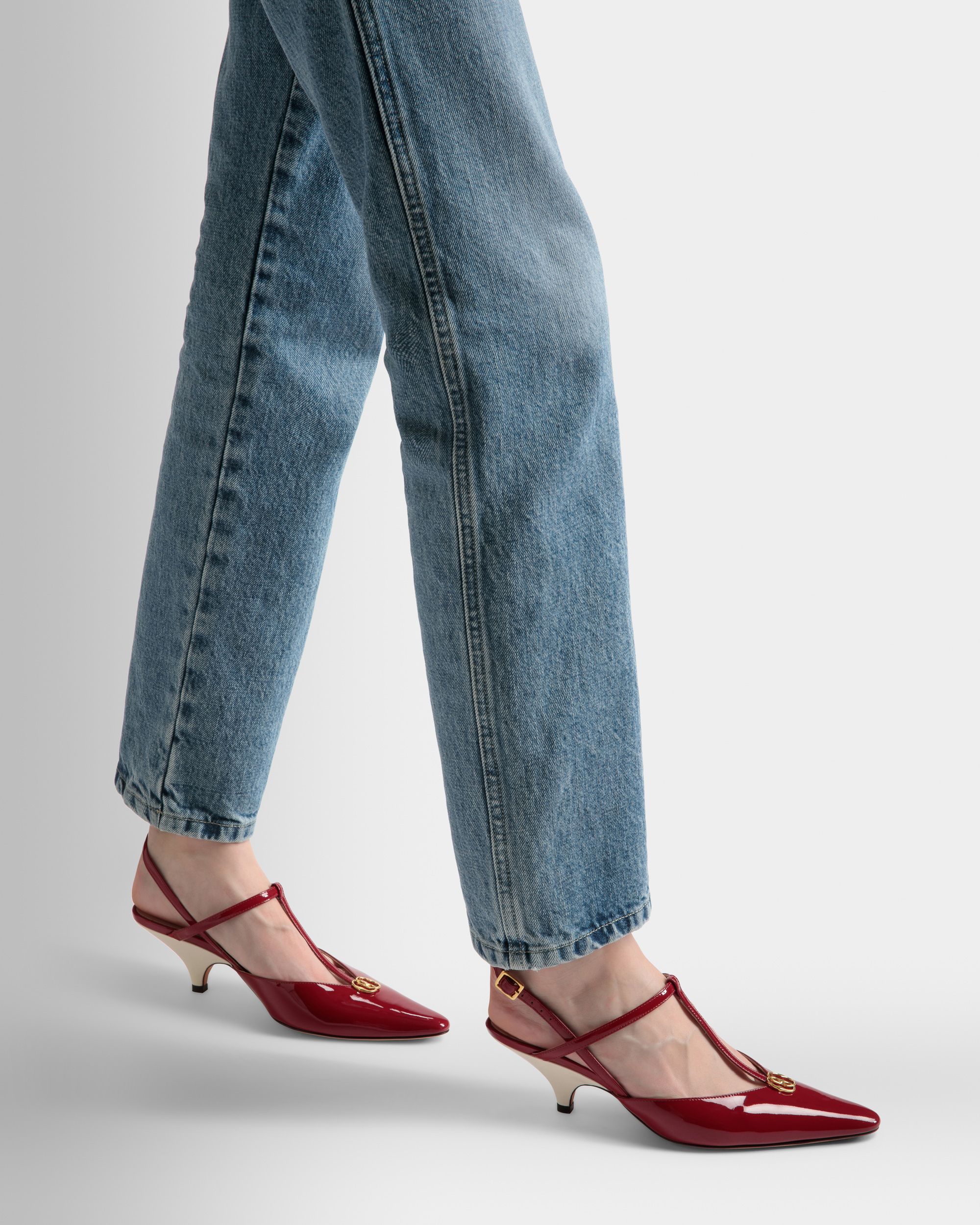 Katy Slingpumps Aus Leder in Rubinrot und Elfenbein - Damen - Bally - 02