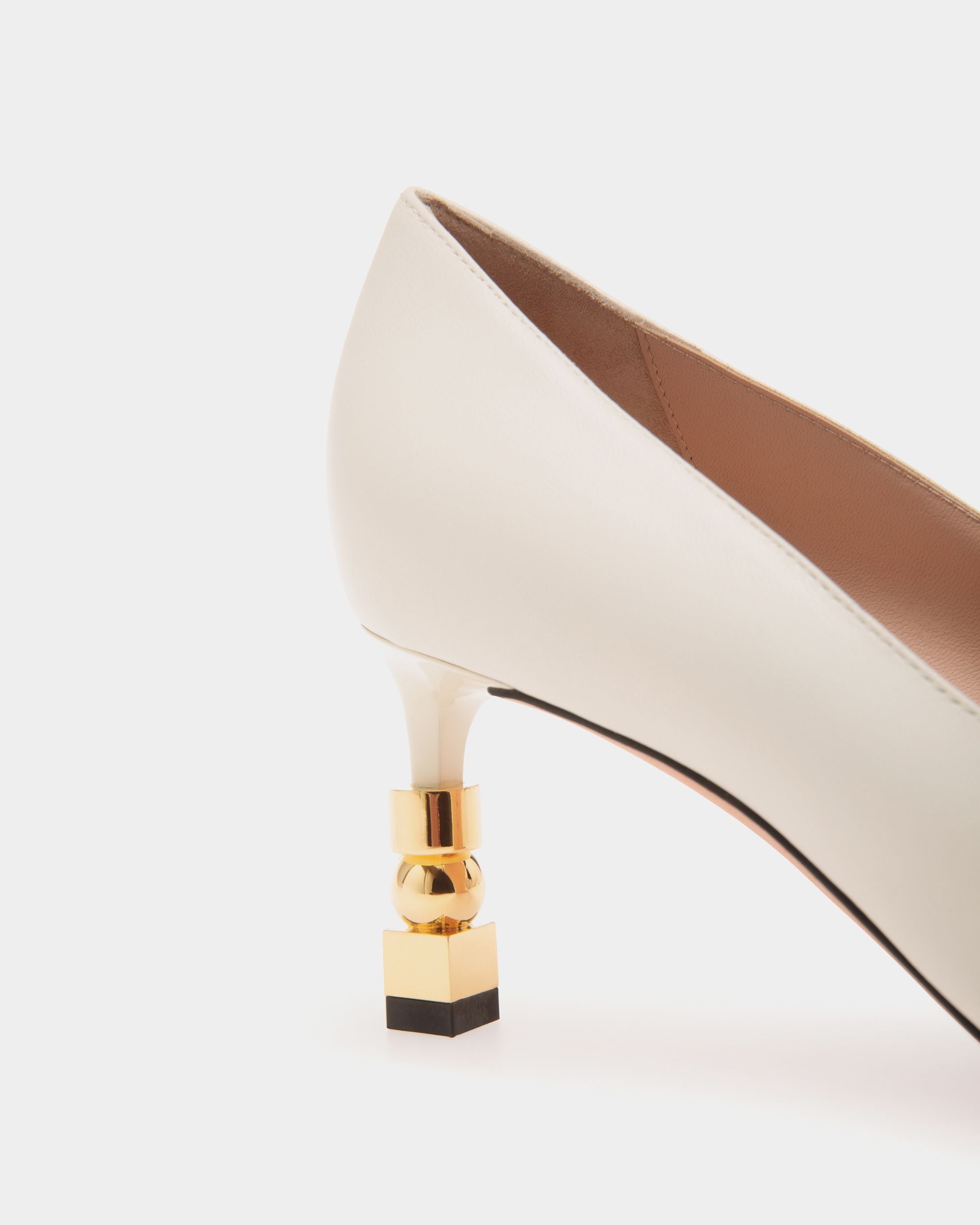 Block Pumps In White Leather - Damen - Bally - 05