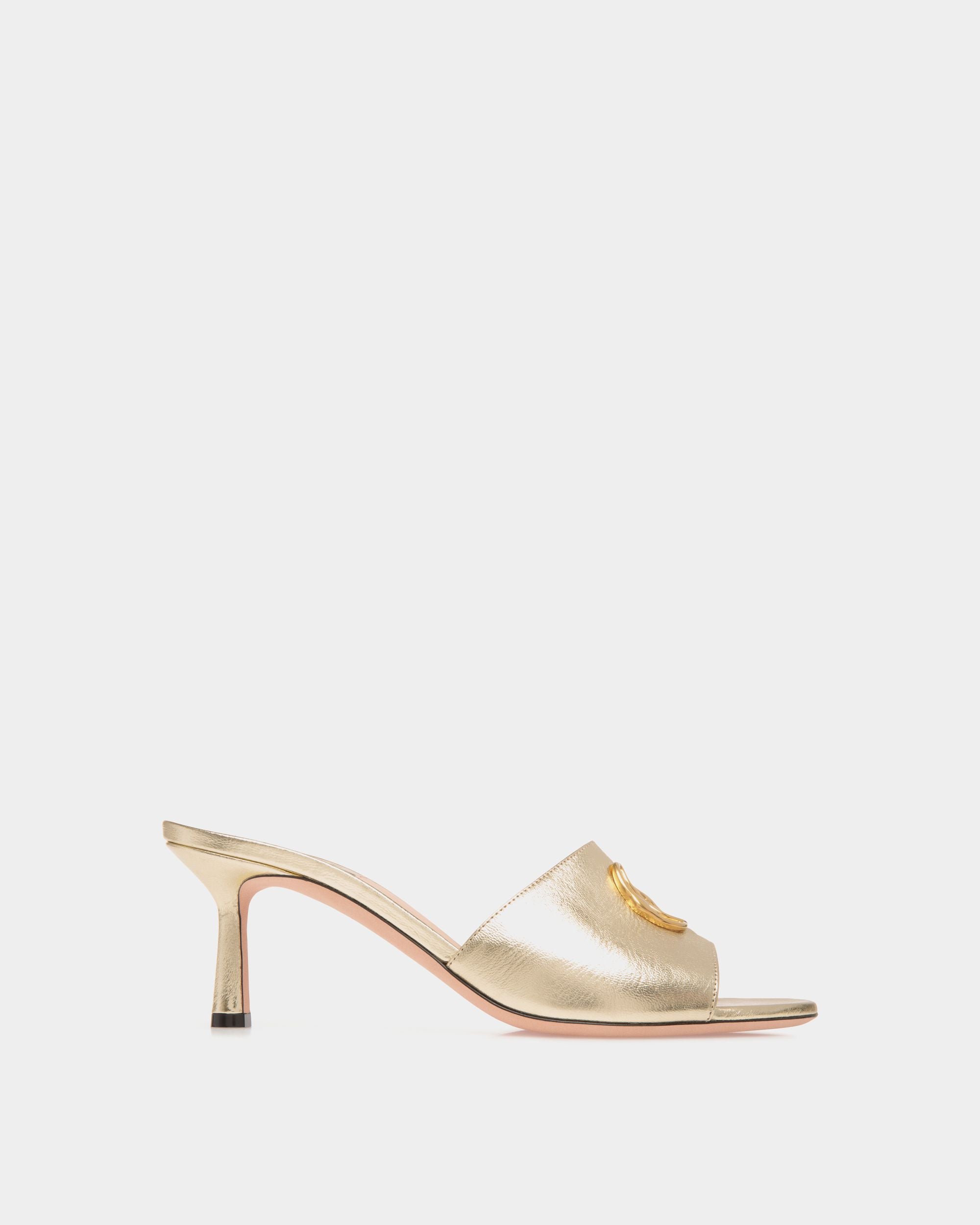 Emblem Sandals In Gold Leather - Damen - Bally - 01