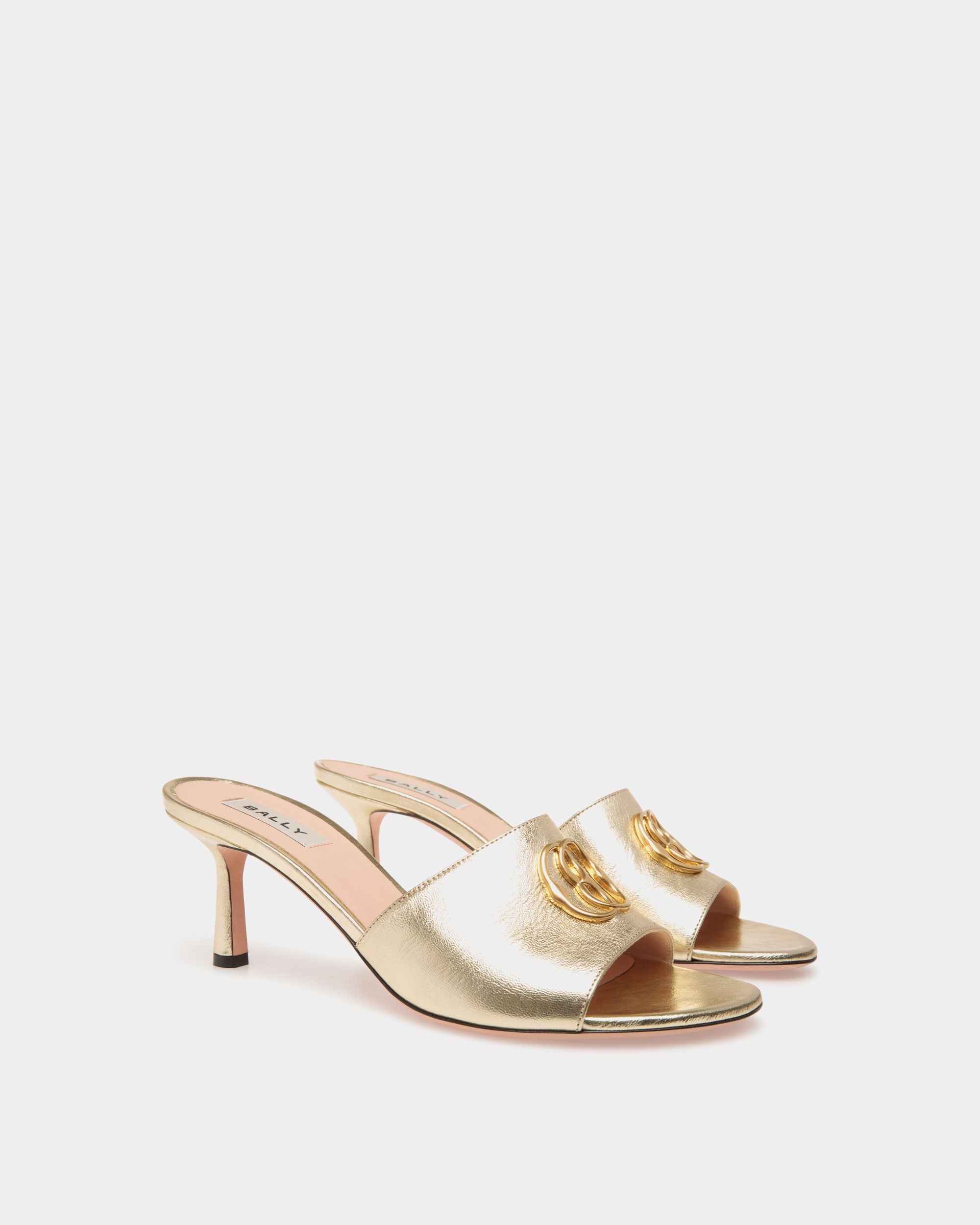 Emblem Sandals In Gold Leather - Damen - Bally - 02