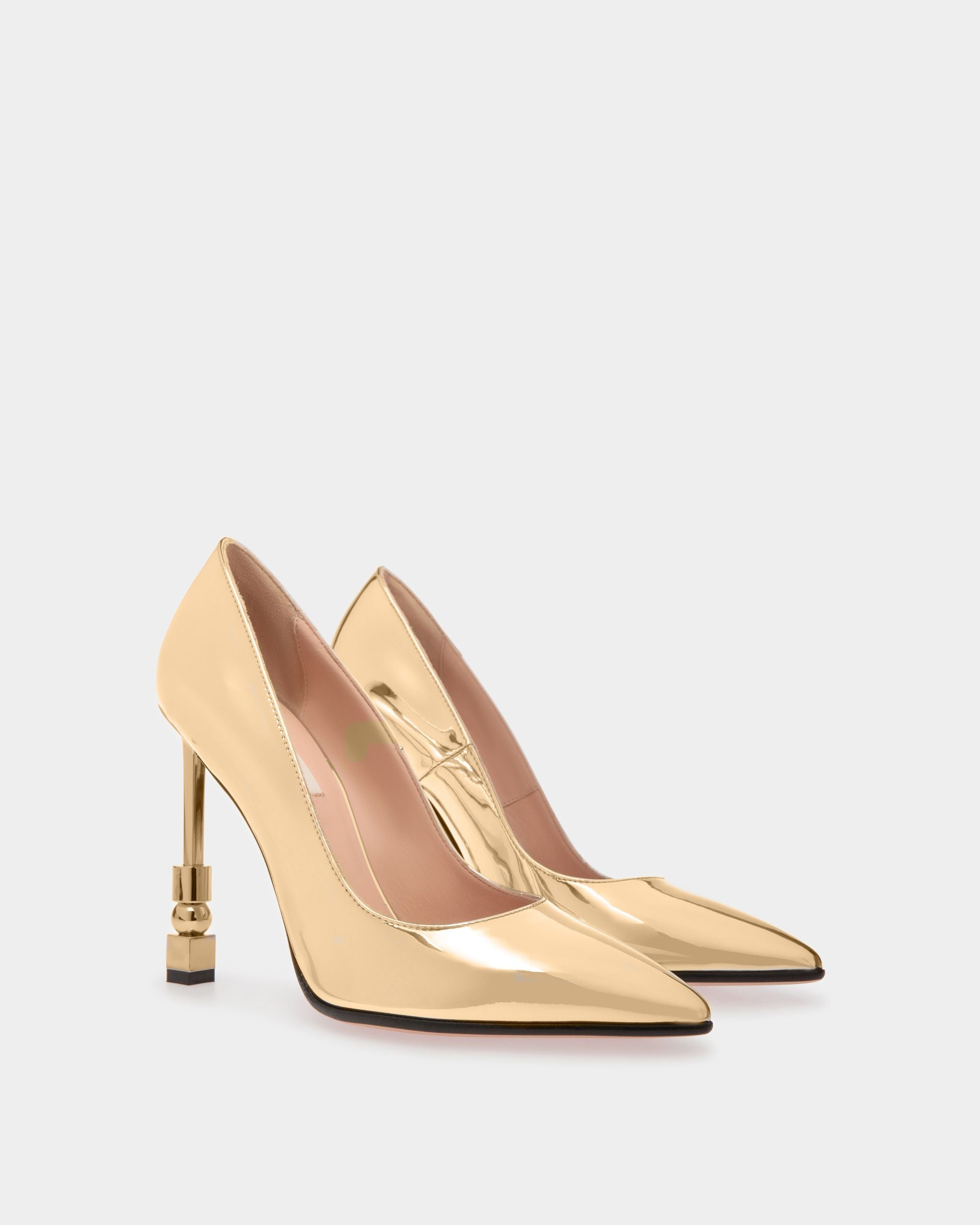 Block Pumps Aus Goldfarbenem Stoff - Damen - Bally - 02