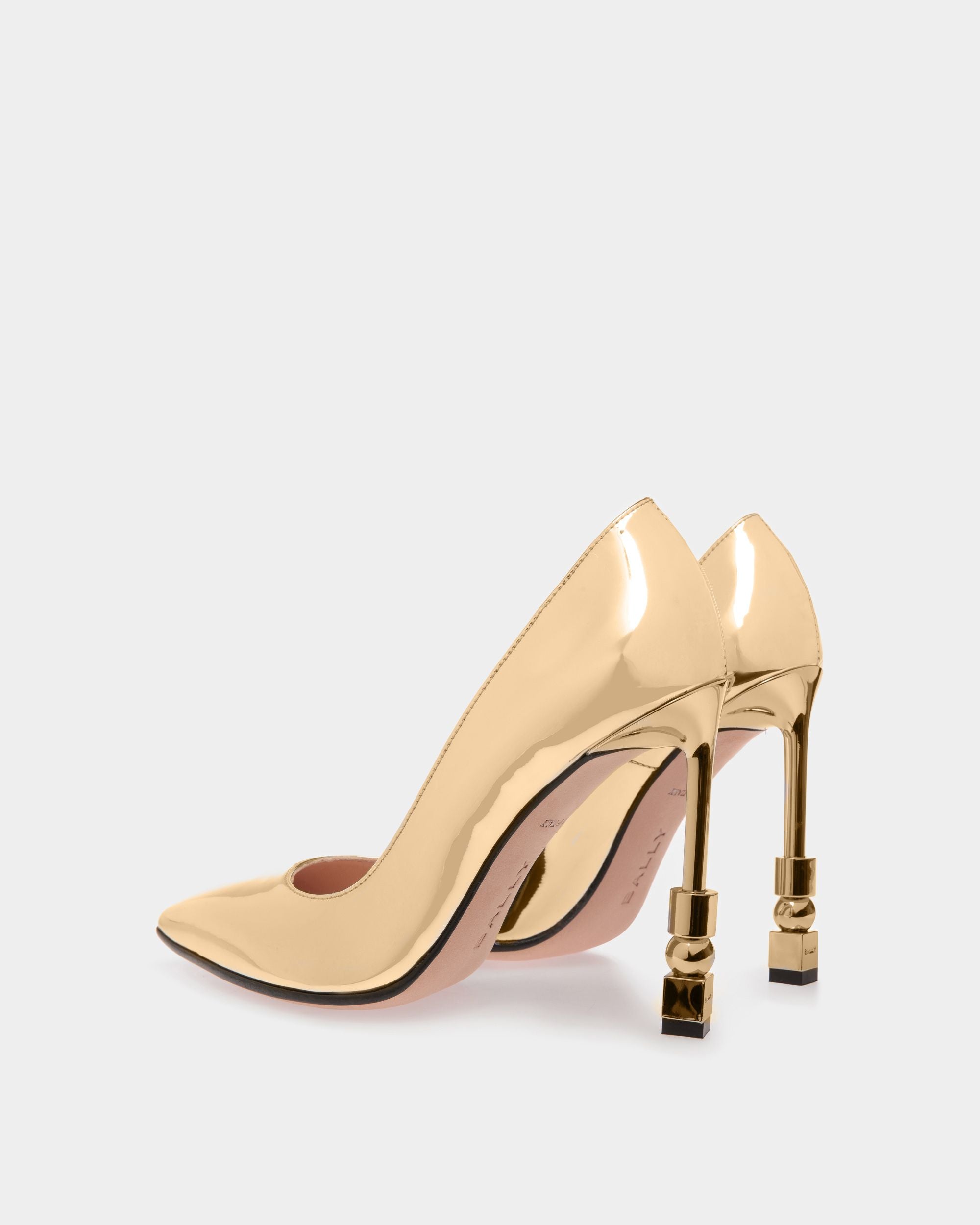 Block Pumps Aus Goldfarbenem Stoff - Damen - Bally - 03