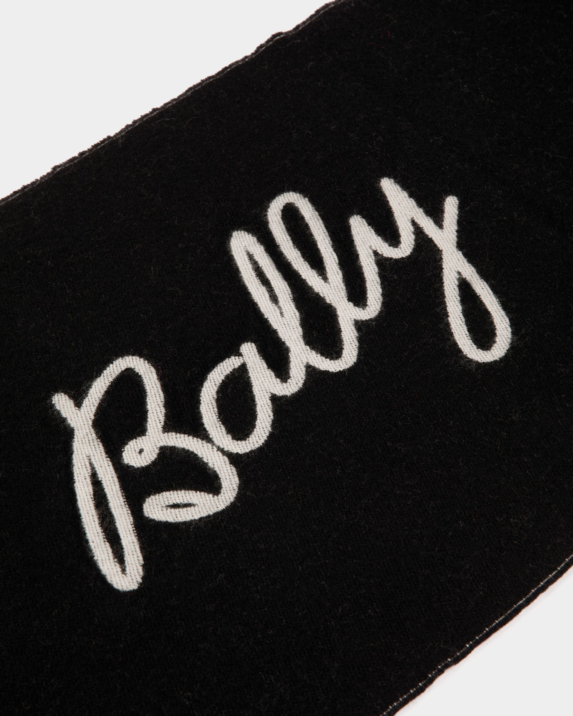 Scarf With Logo In Black And White Wool - Damen - Bally - 02