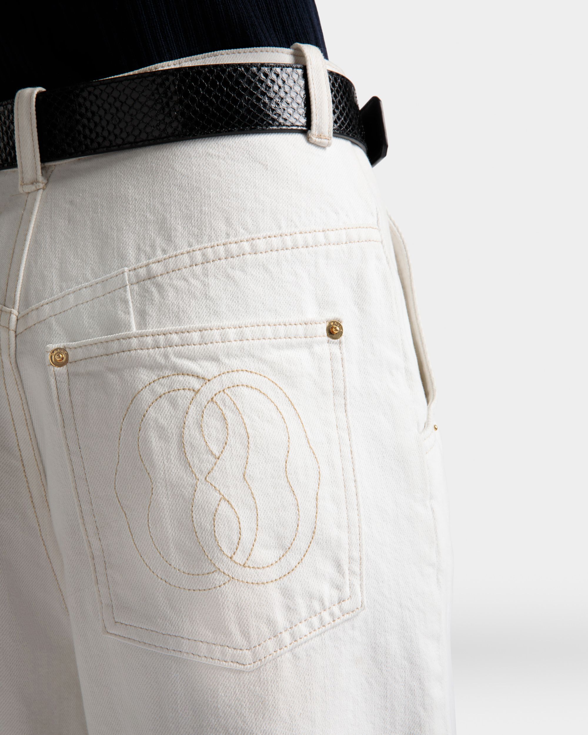 Gebleichte Jeans Aus Elfenbeinfarbenem Denim - Damen - Bally - 04