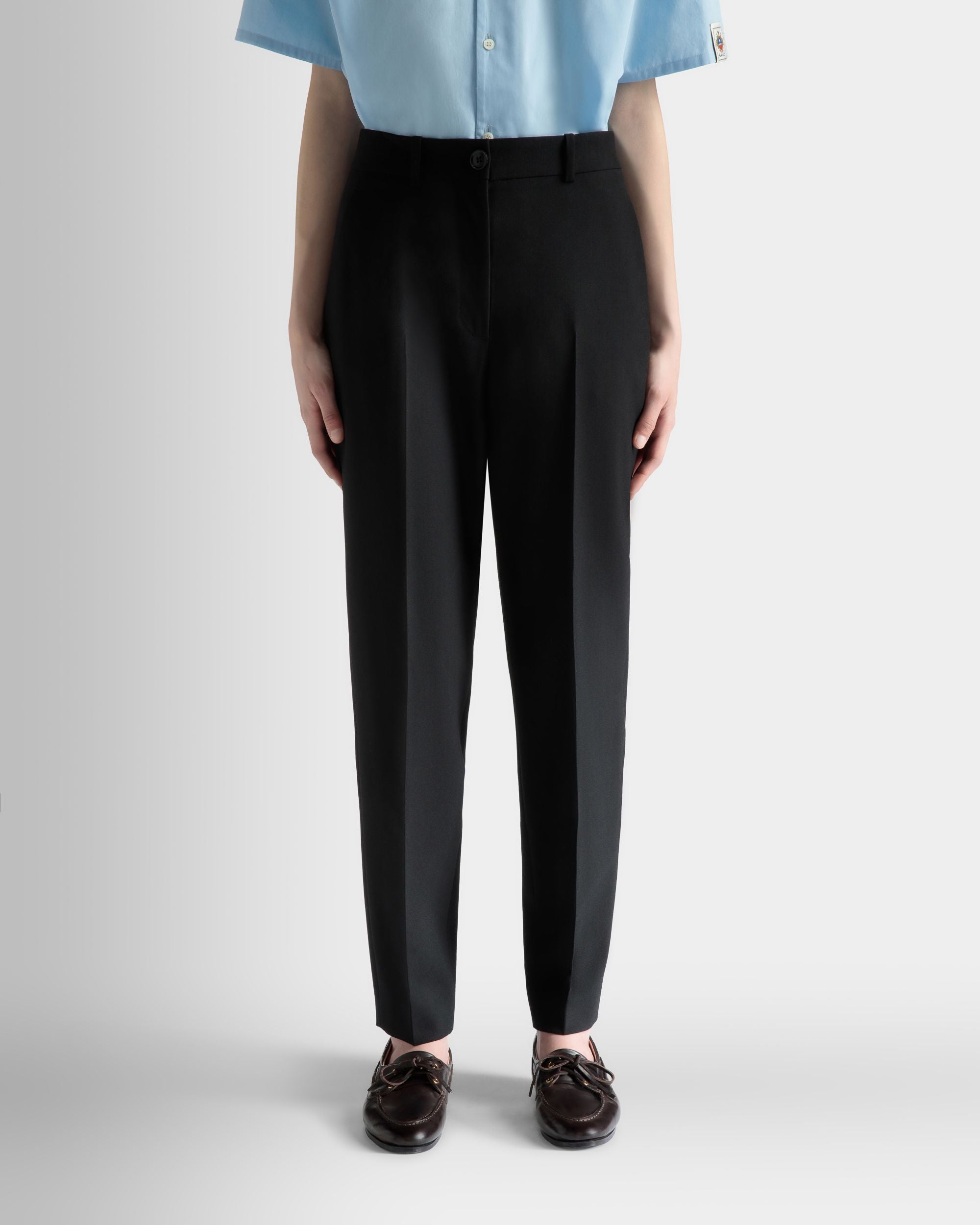 Gerade Geschnittene Hose Aus Wolle In Schwarz - Damen - Bally - 03