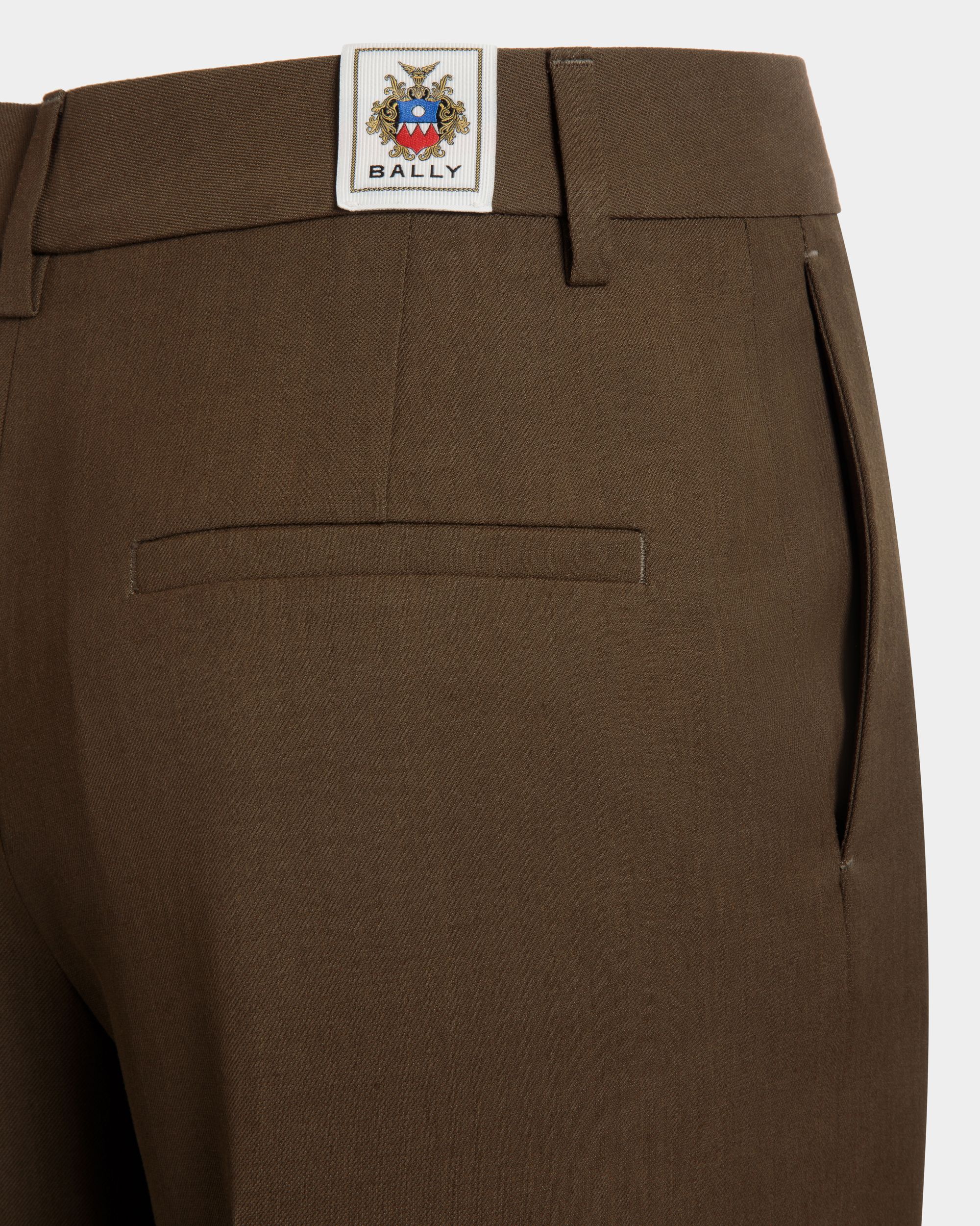 Hose Mit Geradem Bein Aus Fließender Gabardine In Military Green - Damen - Bally - 03